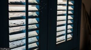 Background shutter image 3