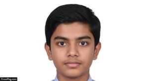 Is white background photo necessary for jee image