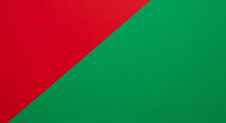 Red green background image