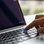 Which command is used for running jobs in the image 3