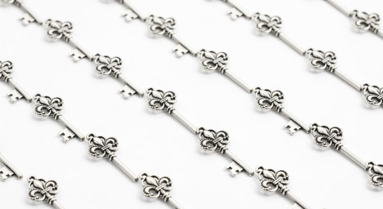 White background with repeating item image 4